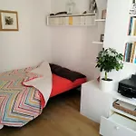 Paris 9E, Rue Des Martyrs, Appart Calme & Lumineux